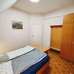 House, Terme Catez 153 *