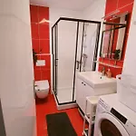 House, Terme Catez 153 *