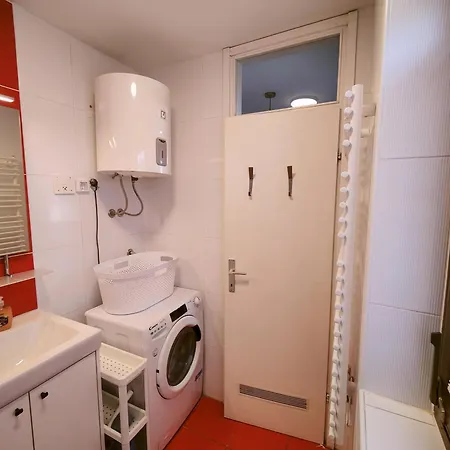 House, Terme Catez 153 Daire *