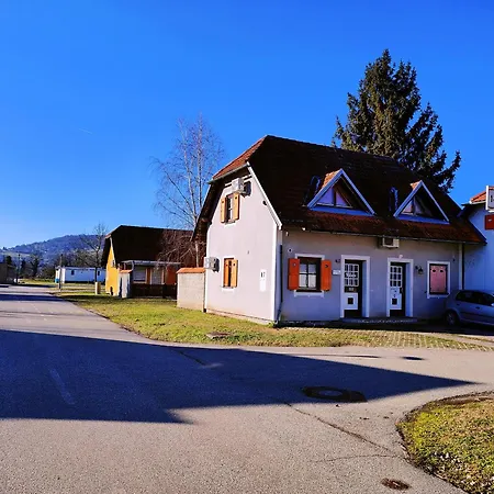 Appartement House, Terme Catez 153 *