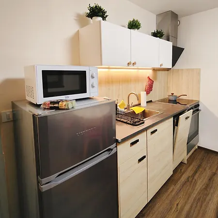 House, Terme Catez 153 *