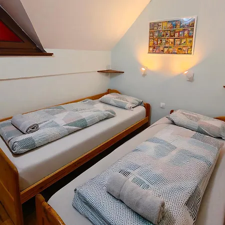 House, Terme Catez 153 Daire *