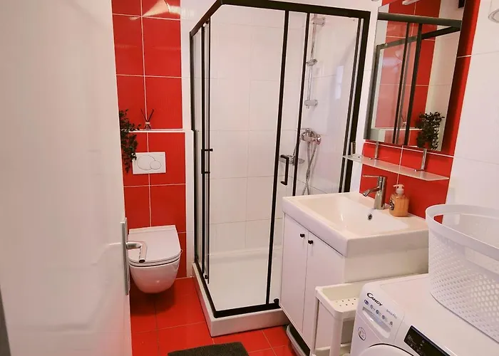 House, Terme Catez 153 *