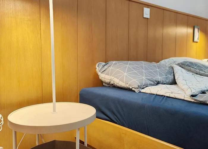 House, Terme Catez 153